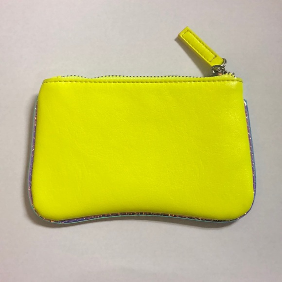 Urban Outfitters Change Purse - Picture 2 of 5